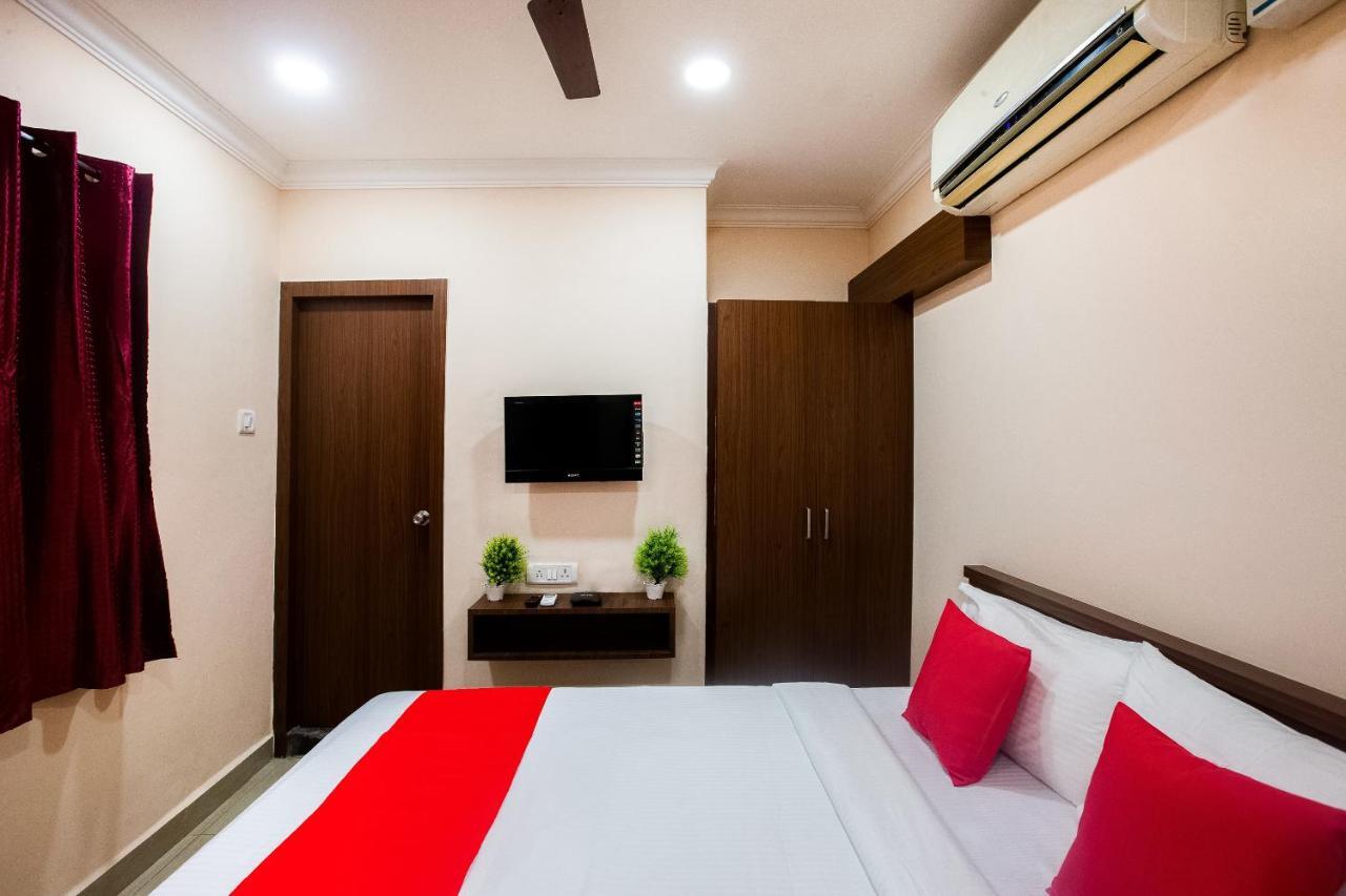 Hotel Park Tower Chennai Exterior photo