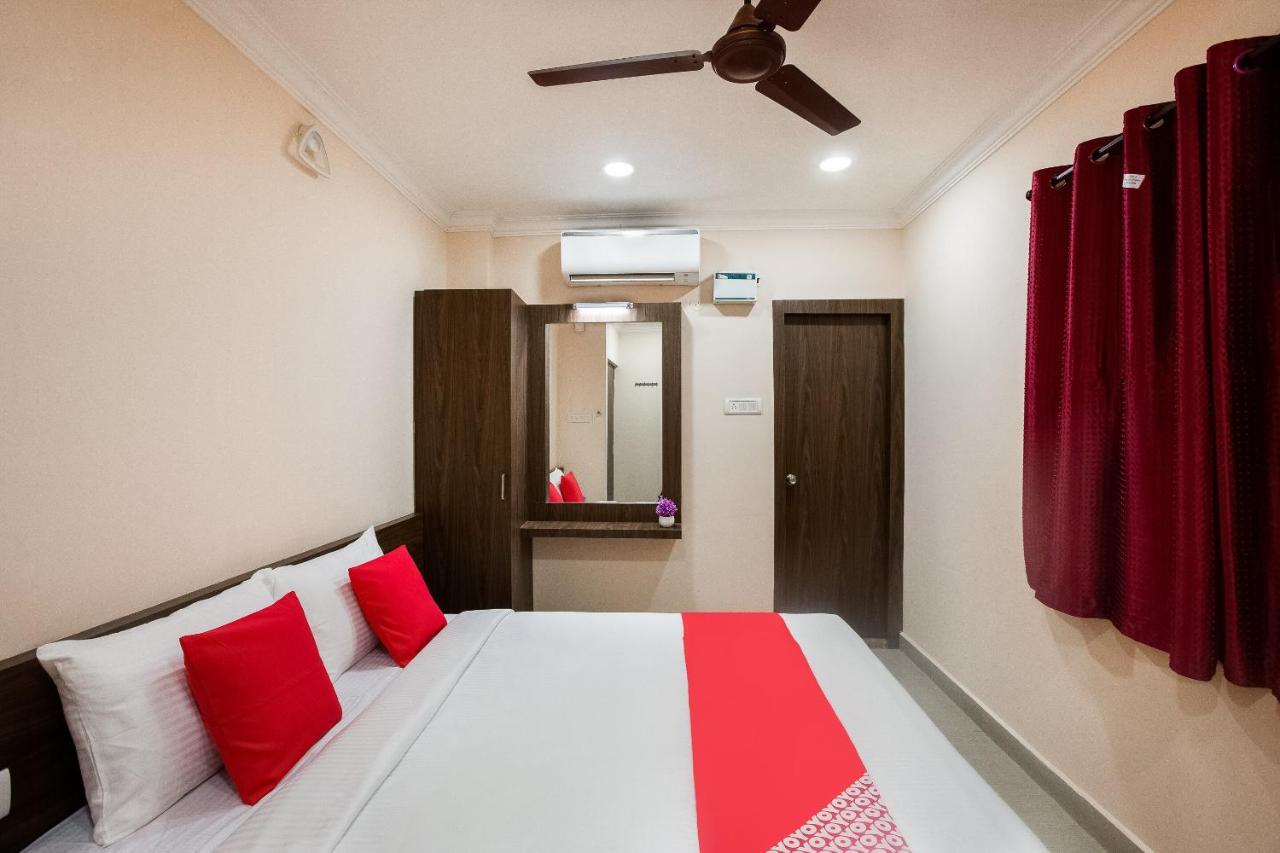 Hotel Park Tower Chennai Exterior photo