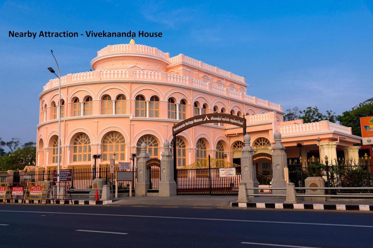 Hotel Park Tower Chennai Exterior photo