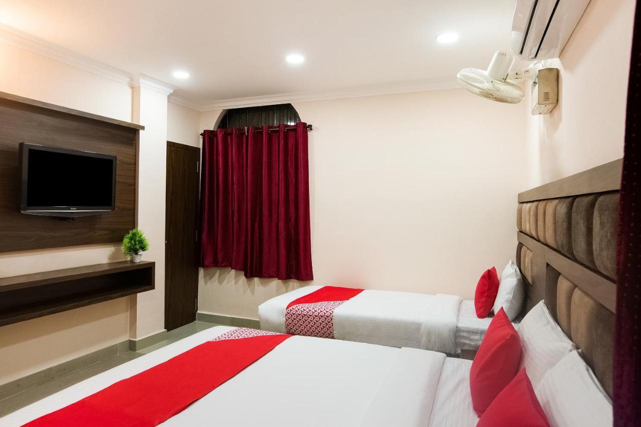 Hotel Park Tower Chennai Exterior photo